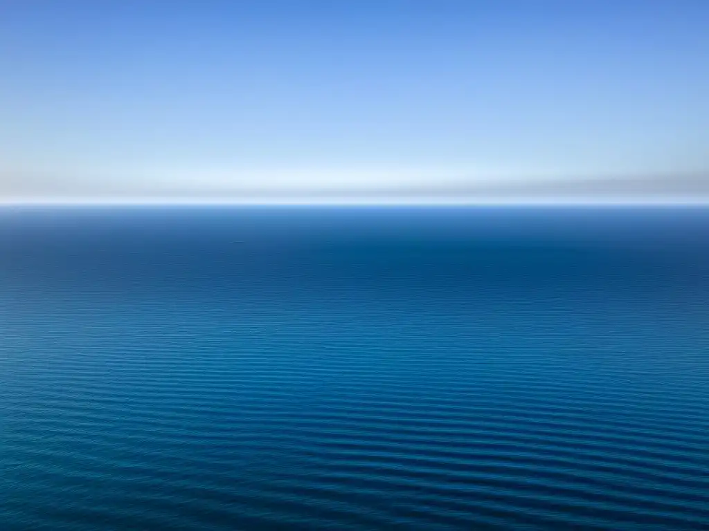 Un sereno océano con un moderno crucero al fondo, reflejando la luz del sol bajo un cielo azul